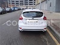 Usado Ford Focus ST-Line 120 CV (88 kW) 2016 Blanco Berlina