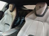 Usado Ferrari Roma 620 CV (456 kW) 2022 Gris / plata Descapotable
