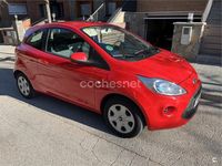 Usado Ford Ka Trend 69 CV (50 kW) 2015 Rojo Berlina