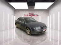 Usado Audi A4 131 CV (96 kW) 2004 Gris Berlina