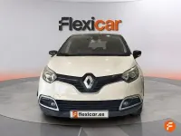 Usado Renault Captur Intens 90 CV (66 kW) 2016 Beige SUV
