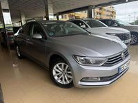 Usado VW Passat Advance 150 CV (110 kW) 2019 Plateado Berlina
