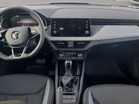 Usado Skoda Kamiq Selection 115 CV (84 kW) 2024 Gris graphite metalizado SUV