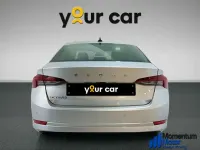 Usado Skoda Octavia Selection 150 CV (110 kW) 2023 Plateado Utilitario