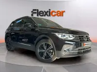 Usado VW Tiguan Life 150 CV (110 kW) 2021 Negro SUV