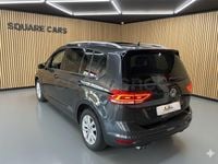 Usado VW Touran Sportline 150 CV (110 kW) 2019 Gris / plata Monovolumen