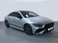 Usado Mercedes CLA220 190 CV (139 kW) 2025 Gris plata Berlina