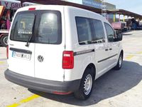Usado VW Caddy 102 CV (75 kW) 2020 Blanco Monovolumen