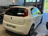 Usado Fiat Punto Racing 95 CV (69 kW) 2008 Blanco Utilitario