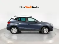 Usado Seat Arona Style 115 CV (84 kW) 2025 Gris SUV