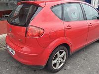 Usado Seat Altea Reference 105 CV (77 kW) 2010 Rojo Monovolumen