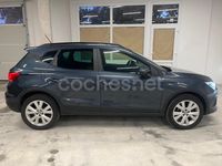 Usado Seat Arona Style 115 CV (84 kW) 2018 Gris / plata SUV