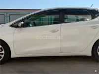 Usado Kia Ceed GT 90 CV (66 kW) 2013 Blanco Berlina