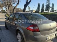Begagnad Renault Mégane II Expression 100 HK (73 kW) 2004 Grön Sedan