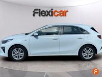 Usado Kia Ceed 115 CV (84 kW) 2019 Blanco Utilitario