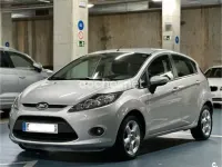 Usado Ford Fiesta Trend 68 CV (50 kW) 2009 Gris / plata Utilitario