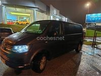 Usado VW Caravelle Trendline 102 CV (75 kW) 2017 Marrón Monovolumen