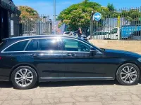 Usado Mercedes C220 Avantgarde 170 CV (125 kW) 2015 Negro Familiar