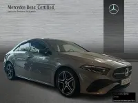 Usado Mercedes A180 136 CV (100 kW) 2025 Gris montaña