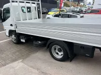 Usado Mitsubishi Canter 131 CV (96 kW) 2019 Blanco Van