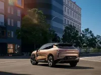 Nuevo Lynk & Co 08 349 CV (256 kW) 2026 Marrón SUV
