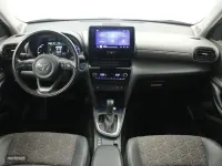 Usado Toyota Yaris Cross Style 116 CV (85 kW) 2022 Gris SUV