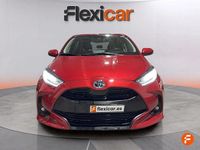 Usado Toyota Yaris Hybrid Active 116 CV (85 kW) 2023 Rojo Berlina