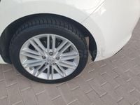 Usado Kia Carens 115 CV (84 kW) 2018 Blanco Monovolumen