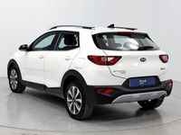 Usado Kia Stonic 120 CV (88 kW) 2021 Blanco SUV