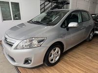 Usado Toyota Auris Hybrid Active 135 CV (99 kW) 2011 Gris / plata Berlina