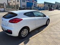 Käytetty Kia ProCeed 136 HP (100 kW) 2017 Valkoinen Viistoperä