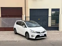 Usado Toyota Verso Advance 112 CV (82 kW) 2014 Blanco Monovolumen