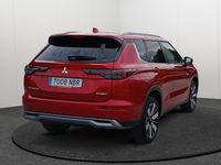 Usado Mitsubishi Outlander P-HEV 306 CV (225 kW) 2025 Rojo SUV