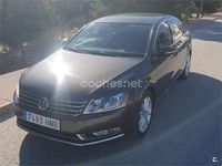 Usado VW Passat Highline 140 CV (102 kW) 2012 Negro Berlina