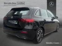 Usado Mercedes B200 150 CV (110 kW) 2024 Negro cosmos Utilitario