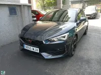 Usado Cupra Leon 150 CV (110 kW) 2023 Gris / plata Berlina