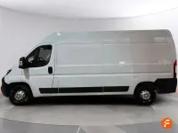 Usado Peugeot Boxer S 140 CV (102 kW) 2023 Blanco Van