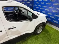 Usado Peugeot Rifter Active 100 CV (73 kW) 2019 Blanco Monovolumen