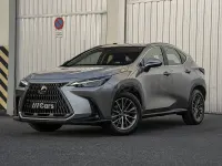 Usado Lexus NX350h 242 CV (177 kW) 2024 Gris / plata SUV