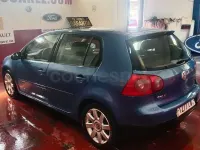 Usado VW Golf IV Highline 105 CV (77 kW) 2004 Azul Berlina