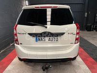 Usado Mahindra XUV500 140 CV (102 kW) 2015 Blanco SUV