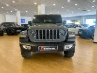 Usado Jeep Wrangler Sahara 200 CV (147 kW) 2020 Gris / plata SUV