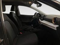 Usado Seat Ibiza Style Plus 110 CV (80 kW) 2022 Gris / plata Utilitario