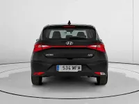 Usado Hyundai i20 101 CV (74 kW) 2023 Negro Utilitario
