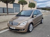 Usado Mercedes B200 140 CV (102 kW) 2007 Beige Monovolumen