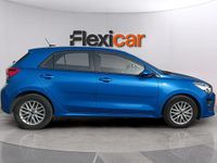 Usado Kia Rio 101 CV (74 kW) 2022 Azul Berlina