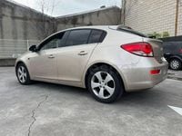 Usado Chevrolet Cruze LTZ 163 CV (119 kW) 2012 Beige Berlina
