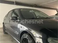 Usado Seat Leon Sport 150 CV (110 kW) 2002 Negro Utilitario
