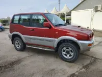 Begagnad Nissan Terrano 125 HK (91 kW) 1999 Röd SUV