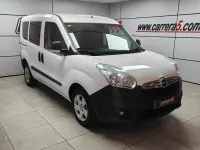 Usado Opel Combo 95 CV (69 kW) 2018 Blanco Monovolumen